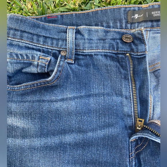 Seven for all mankind 5 pocket distressed denim - Picture 3 of 7